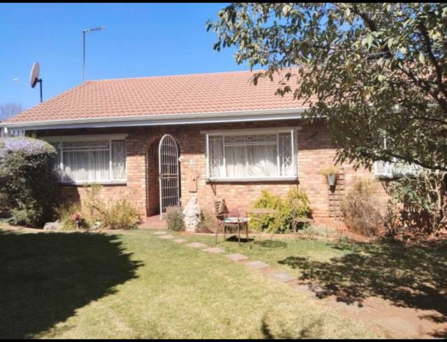 2 BEDROOM SIMPLEX FOR SALE IN KLOPPERPARK